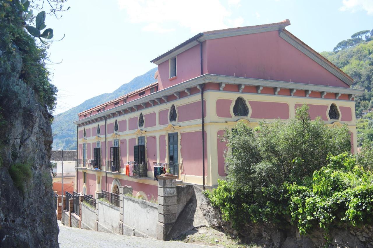 Palazzo Pellegrino Vietri Exterior foto