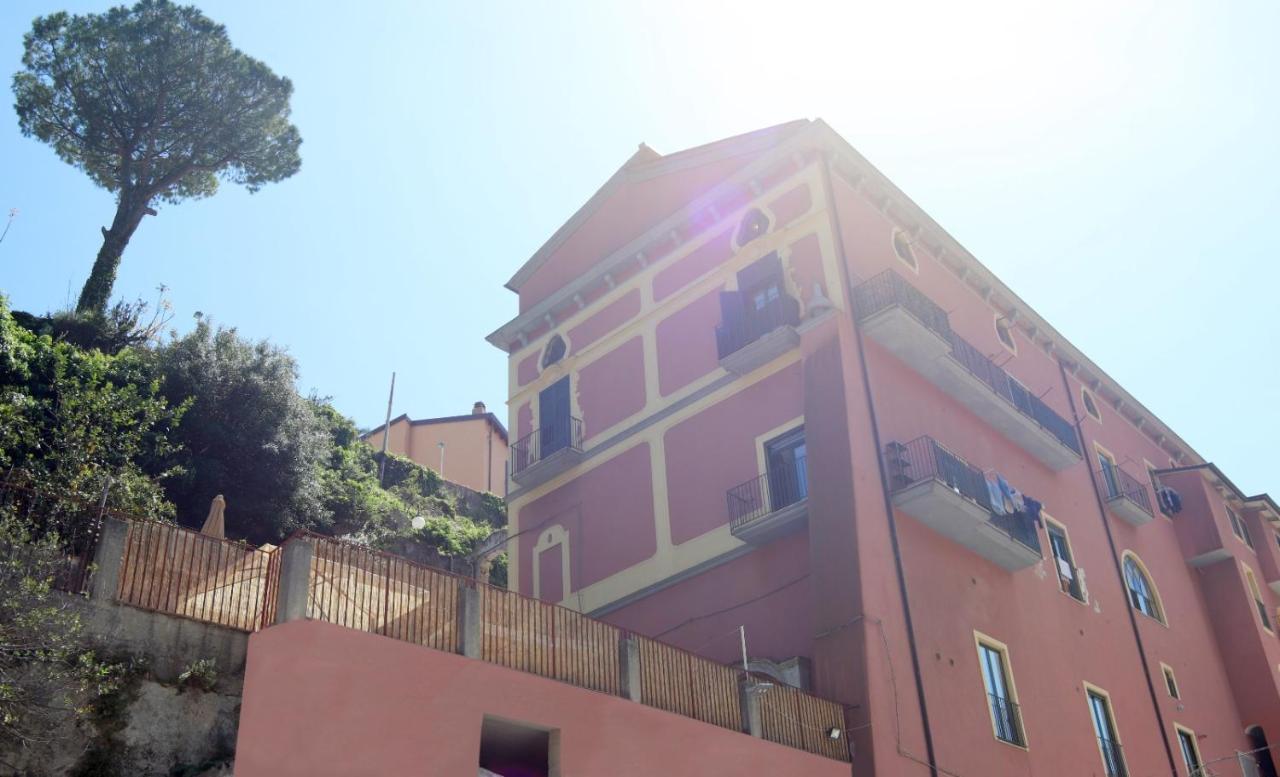 Palazzo Pellegrino Vietri Exterior foto